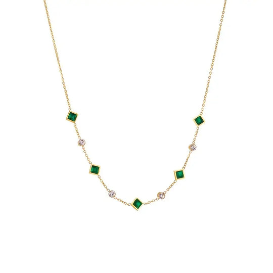 Collar Geométrico de Oro y Esmeralda
