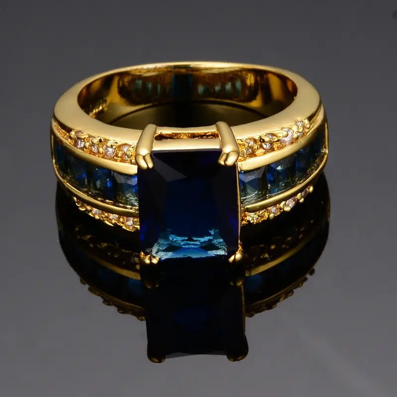 Anillo de Corte Cuadrado de Zafiro Dorado