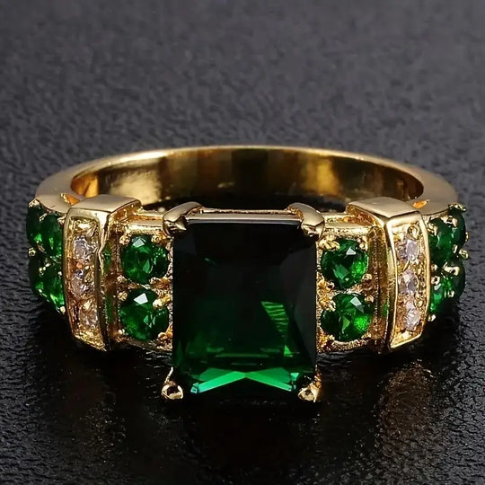 Anillo Geométrico de Oro y Esmeralda