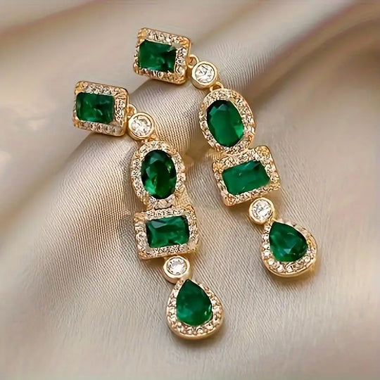 Pendientes Colgantes Multiforma de Oro y Esmeralda