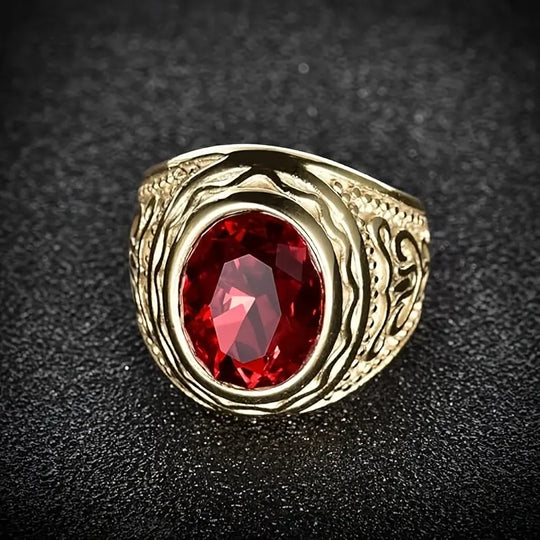 Anillo Grabado en Oro y Rubí
