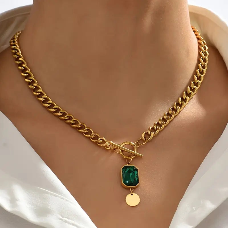 Collar de Cadena de Oro y Esmeralda