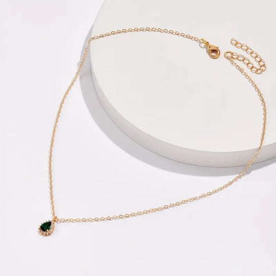 Collar de Gota de Esmeralda Dorada