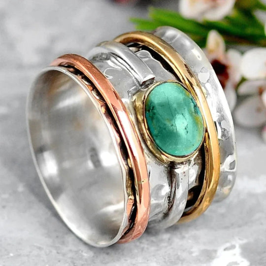 Anillo con Acento de Bezel en Plata, Oro y Oro Rosa