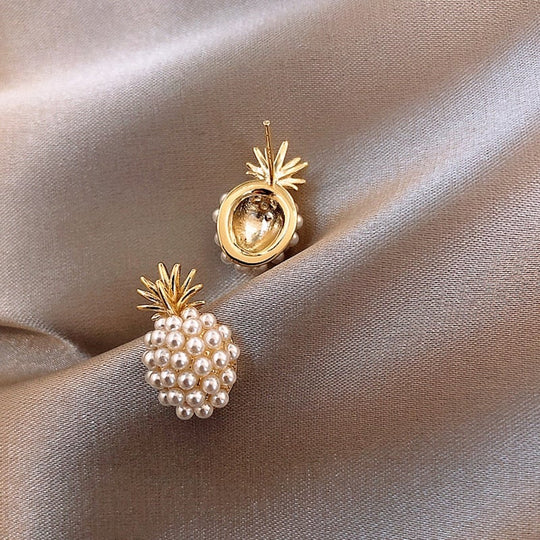 Pendientes de Perlas en Clúster de Oro