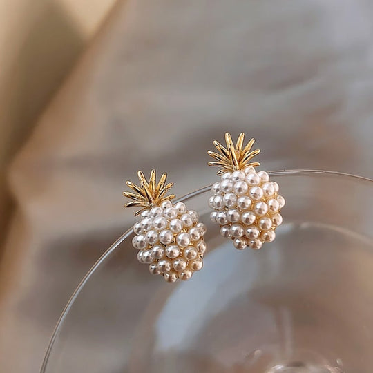 Pendientes de Perlas en Clúster de Oro