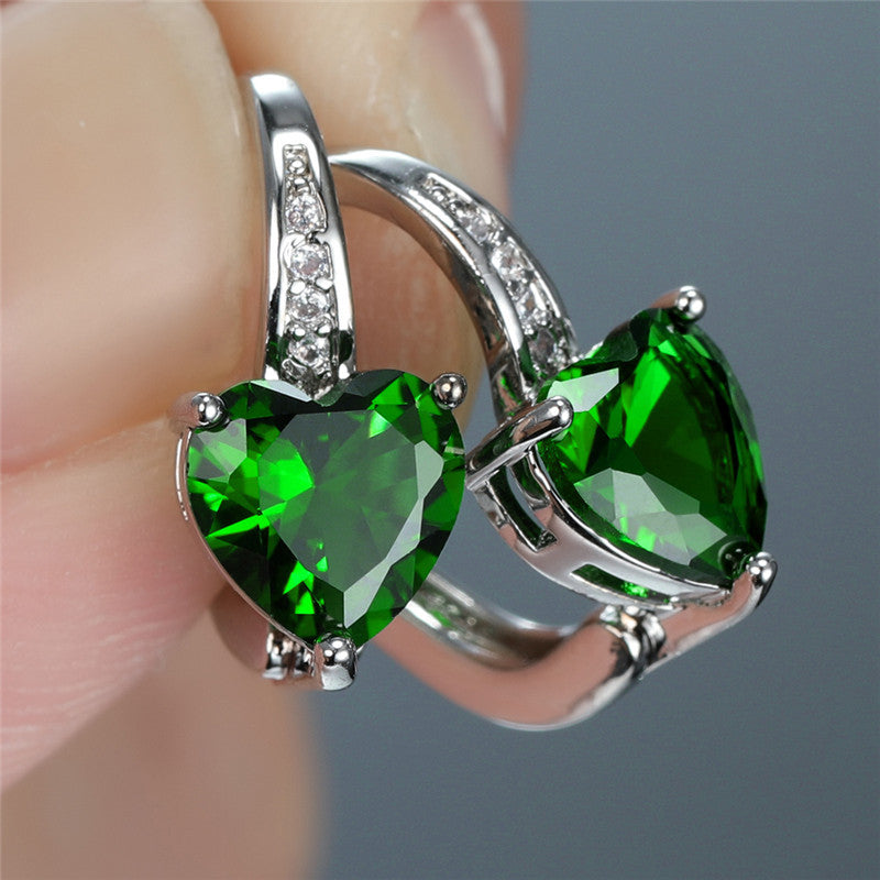 Pendientes de aro en forma de corazón de esmeralda plateada