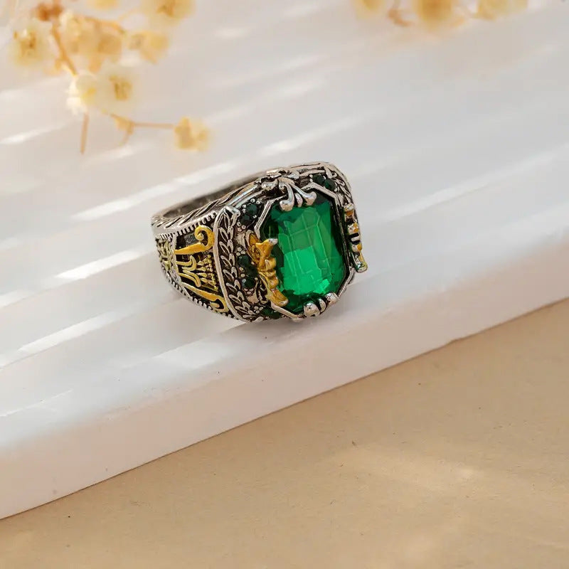 Anillo Vintage de Esmeralda Plateada