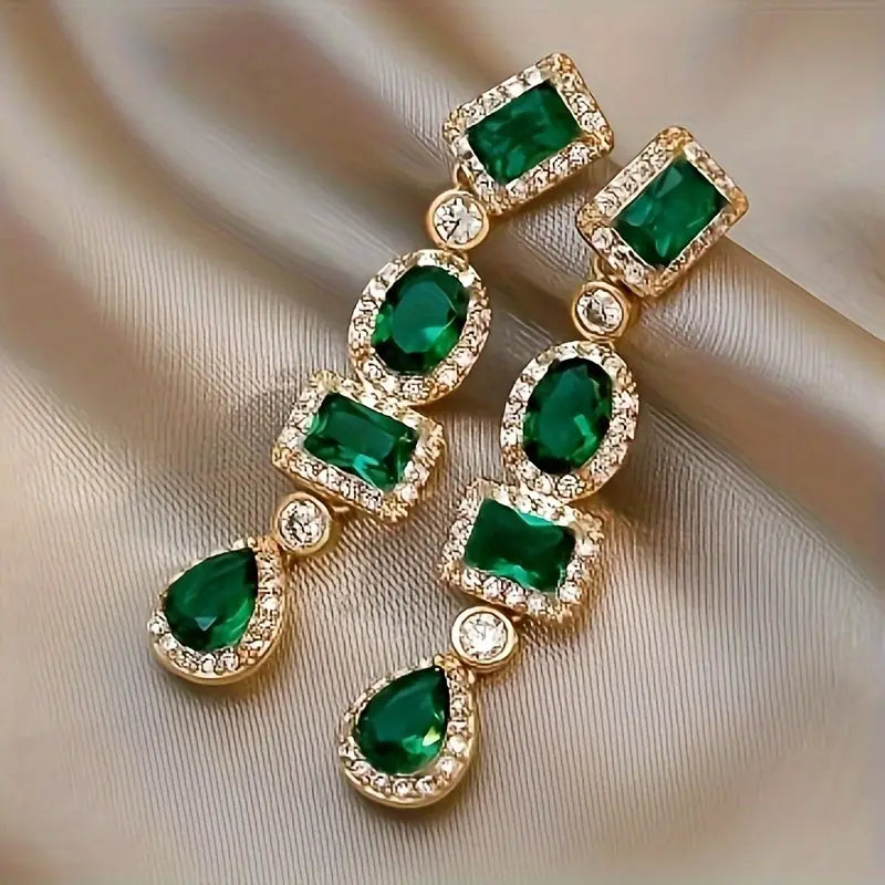 Pendientes Colgantes Multiforma de Oro y Esmeralda