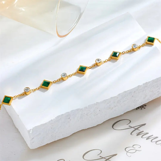 Pulsera de Estación de Esmeralda Dorada