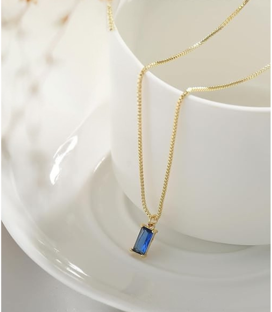 Collar Minimalista de Zafiro Dorado