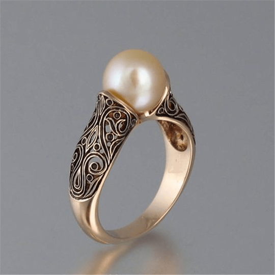 Anillo de Perla de Filigrana Dorada